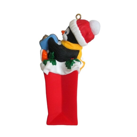 Vintage Hallmark Penguin Christmas Ornament 1996 A Mom is a Special Gift - Picture 3 of 6